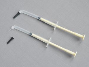 Dental dispensing syringes, needles